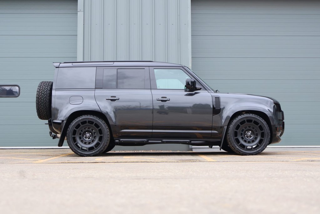 Land Rover Defender 110 D250 HARD TOP X-DYNAMIC  REAR SEAT CONVERSION SEEKER STYLED  7