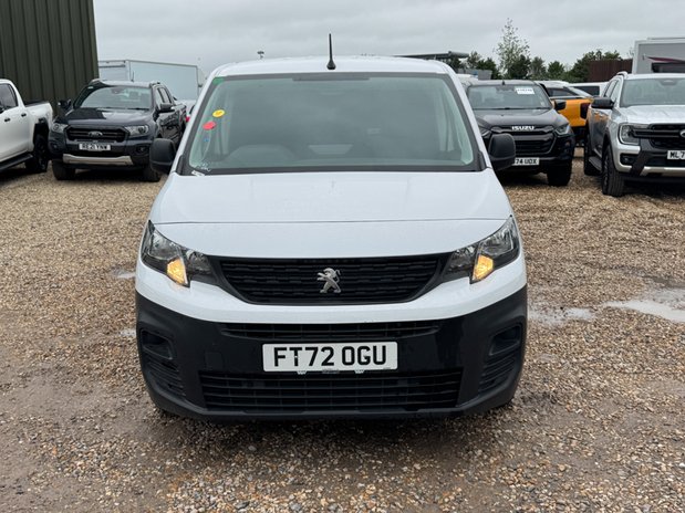 Peugeot Partner SWB L1H1 Low Roof Professional Premium+ Air Con Sensors EURO 6 3