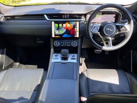 Jaguar F-Pace 2.0 D200 MHEV R-Dynamic HSE Black Auto AWD Euro 6 (s/s) 5dr 20