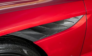 Aston Martin DBS Superleggera 30