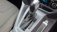 Ford Focus 1.6 Titanium Navigator Hatchback 5dr Petrol Powershift Euro 5 (125 ps) 41