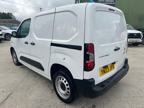 Peugeot Partner BLUEHDI PROFESSIONAL PREMIUM PLUS L1 3