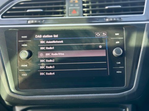 Volkswagen Tiguan 2.0 TDI SE Navigation Euro 6 (s/s) 5dr 46