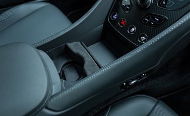 Aston Martin Vanquish ZAGATO Shooting Brake 22