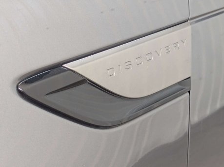 Land Rover Discovery 3.0 Discovery SE SDV6 Auto 4WD 33
