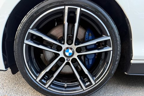 BMW 2 Series 220D M SPORT AUTOMATIC -BODYKIT -PLUS PACK -HARMAN KARDON -LEATHER 4