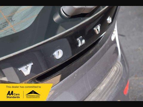 Volvo V40 2.0 V40 R-Design D2 5dr 21