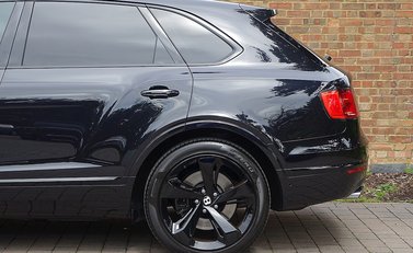Bentley Bentayga 21