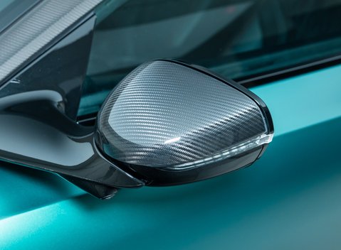 Aston Martin DB12 Coupe 35