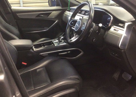 Jaguar F-Pace 2.0 P400e 17.1kWh R-Dynamic SE SUV 5dr Petrol Plug-in Hybrid Auto AWD Euro 11