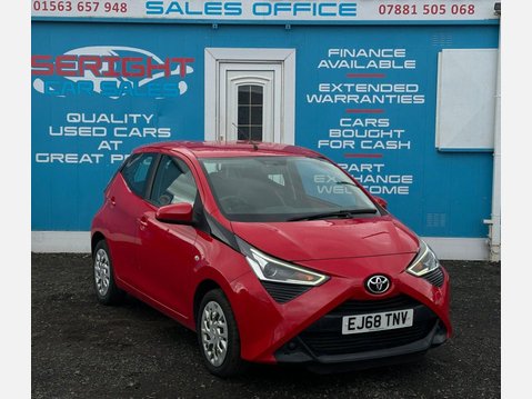 Toyota Aygo 1.0 VVT-i x-play Hatchback 5dr Petrol Manual Euro 6 (71 ps) 1
