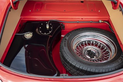 Jaguar E-Type Series I 4.2 Roadster 10