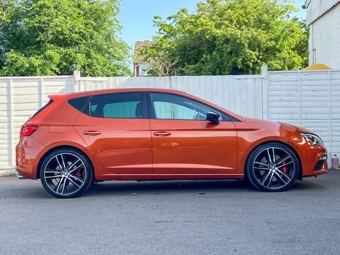 SEAT Leon 2.0 TSI CUPRA 300 Petrol DSG Euro 6 (s/s) (300 ps) 4