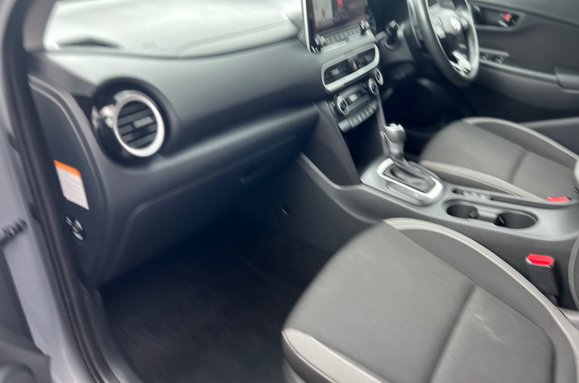 Hyundai KONA 1.6 h GDI PREMIUM AUTO PETROL HYBRID 34