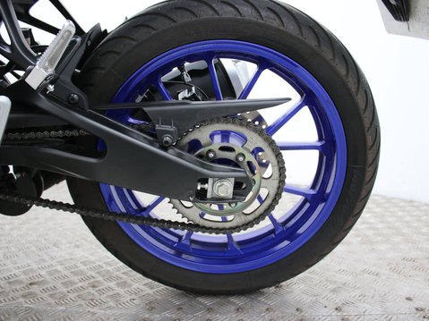 Yamaha MT-125 MT 125 (MTN 125-A) 26