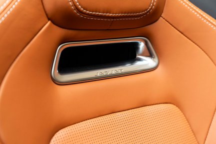 Jaguar F-Type V8 R 34