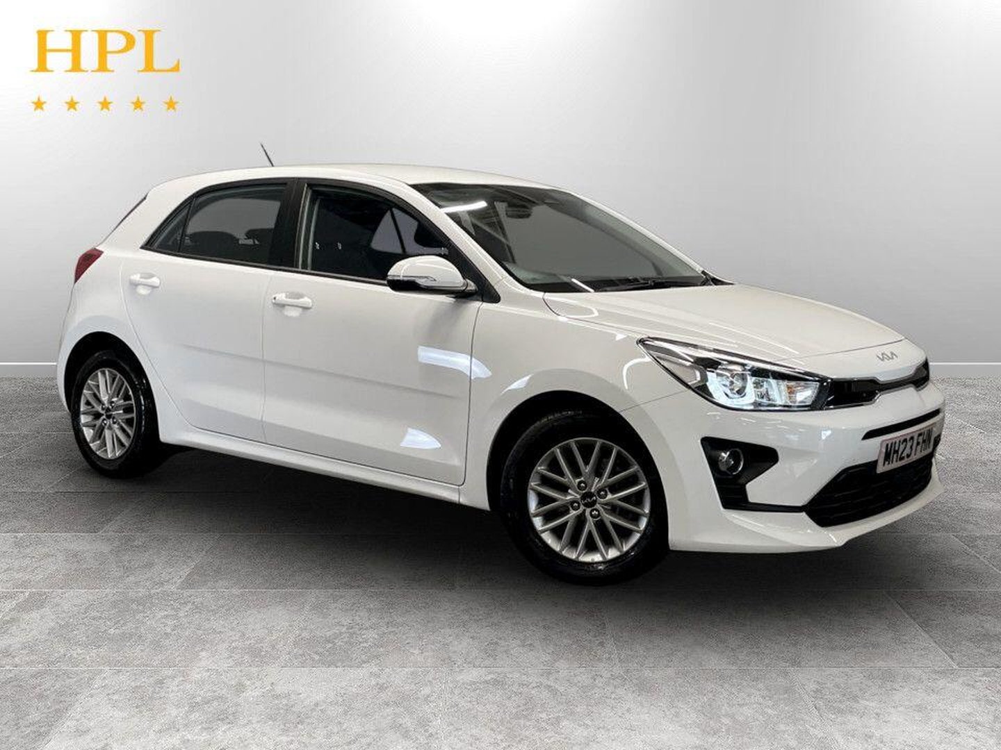 Kia Rio listing photo
