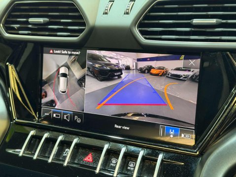 Lamborghini Urus 4.0 V8 BiTurbo SUV 5dr Petrol Auto 4WD Euro 6 (650 ps) 44