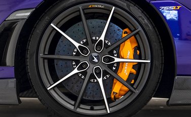 McLaren 765LT 10
