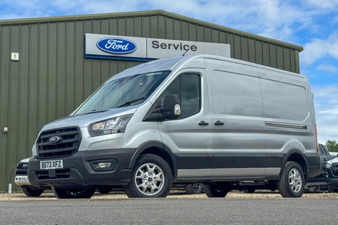 Ford Transit LWB L3H2 [SOLD SM] Medium Roof Trend 350 Air Con Alloys Sensors EURO 6