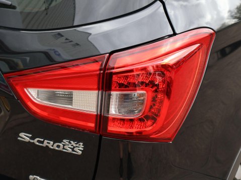 Suzuki SX4 S-Cross 1.4 Boosterjet SZ5 Auto ALLGRIP Euro 6 (s/s) 5dr 32