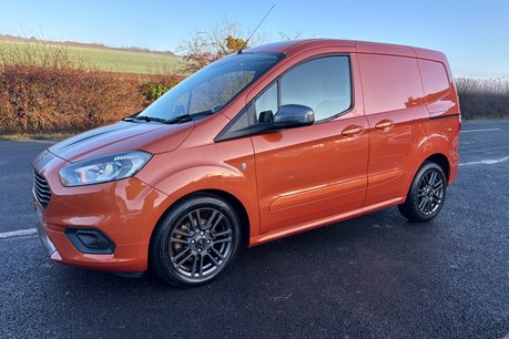 Ford Transit Courier Sport 1.0 Ecoboost - Sat Nav / Rear Camera