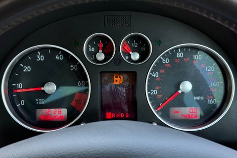 Audi TT V6 QUATTRO DSG- ONE OWNER FROM NEW - ORIGINAL - THOUSANDS SPENT 33