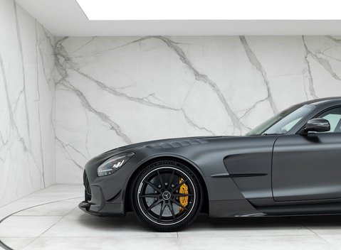 Mercedes-Benz Amg GT GT Black Series 31