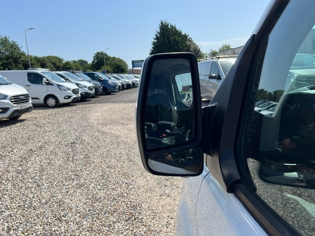 Ford Transit Custom SWB L1H1 Low Roof Trend 300 Air Con Sensors EURO 6 NO VAT 19
