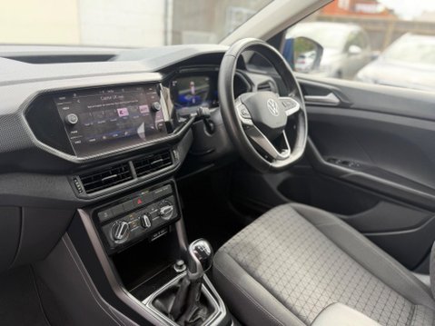 Volkswagen T-Cross 1.0 TSI SE Euro 6 (s/s) 5dr 34