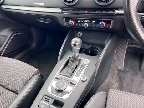 Audi A3 2.0 TDI Black Edition Sportback S Tronic Euro 6 (s/s) 5dr 31