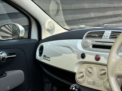 Fiat 500 1.2 500 Lounge RHD 3dr 17
