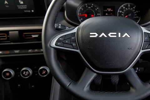 Dacia Jogger EXTREME TCE 19