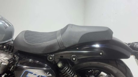 Hyosung GV AQUILA 2021 ONLY 2K NEW MOT SERVICED CRUISER 125CC 42