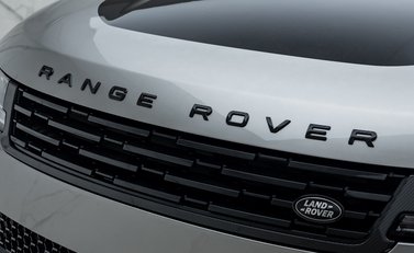 Land Rover Range Rover Sport P635 SV EDITION ONE 34