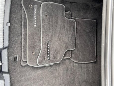 Jaguar XE 2.0i GPF R-Sport Auto Euro 6 (s/s) 4dr 28