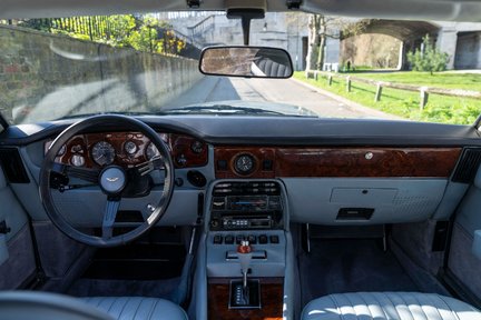 Aston Martin V8 Oscar India 14