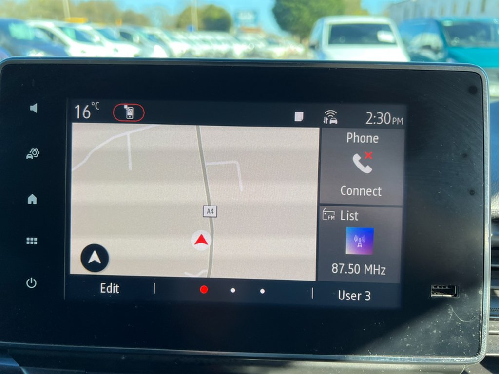 2022 Renault TraficLWB L2H1 Sport L130 Air Con Alloys Nav Sensors EURO 6 NO VAT — thumbnail 35 of 51