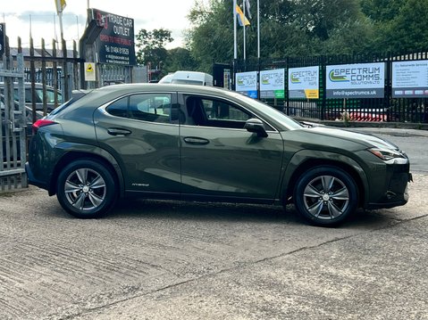 Lexus Ux 250H 21