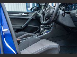 Volkswagen Golf 2.0 Golf R TSi 4Motion Semi-Auto 4WD 5dr 17