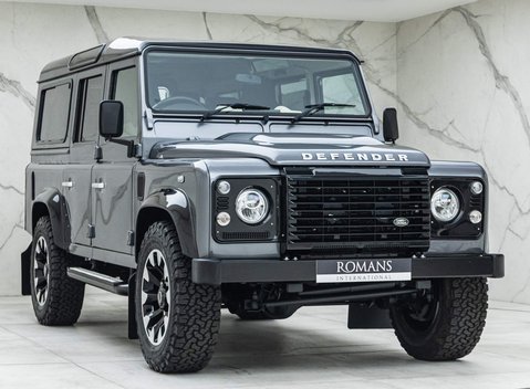 Land Rover Defender 110 Works V8 70th Edition 2