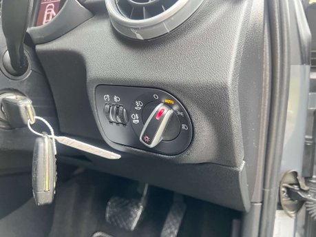 Audi A1 1.0 A1 Sport TFSI Semi-Auto 3dr 31