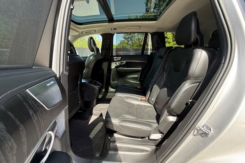 Volvo XC90 B5 INSCRIPTION PRO AWD -B&W -XENIUM PK -PAN ROOF -22S -SURROUND CAMERAS 29