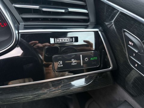 Audi Q8 3.0 Q8 S Line 50 TDI Quattro Auto 4WD 5dr 20