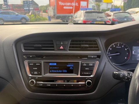 Hyundai i20 1.2 Blue Drive SE Euro 6 (s/s) 5dr 10