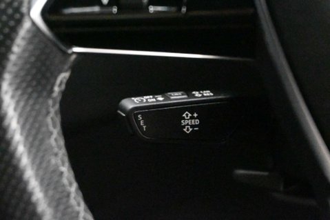 Audi A6 2.0 A6 Black Edition 40 TDI MHEV Semi-Auto 5dr 63
