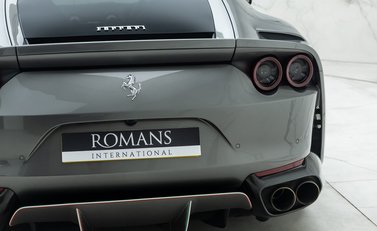 Ferrari 812 Superfast 31