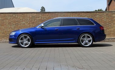 Audi RS6 Avant Plus 17