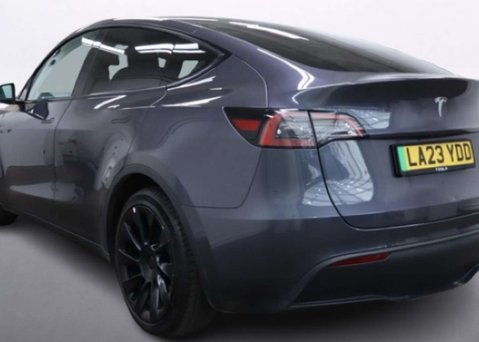 Tesla Model Y (Dual Motor) Long Range SUV 5dr Electric Auto 4WDE (384 bhp) 8