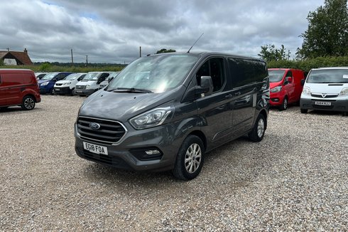 Ford Transit Custom SWB L1H1 300 Limited Alloys Air Con Sensors Cruise EURO 6